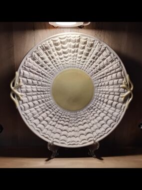Vintage Belleek Ireland Tridacna Pattern Porcelain Bread Platter. 5th Green Mark